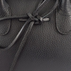 Geanta-dama-Lynette-Neagra-piele-naturala-8-detaliu
